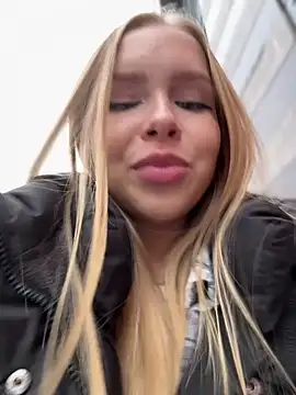 Snapshot of mur_girl chatting on 8, 2, 2025 mur girl online show from 8, 2, 2025