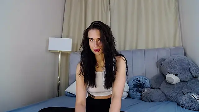 Snapshot of Erikka__ chatting on 15, 7, 2026 Erikka online show from 15, 7, 2026