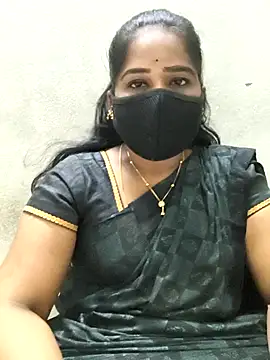 Snapshot of MaaliiiPonuTamil chatting on 8, 5, 2026 MaaliiiPonuTamil online show from 8, 5, 2026