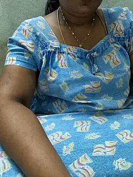 Snapshot of MaaliiiPonuTamil chatting on 16, 5, 2026 MaaliiiPonuTamil online show from 16, 5, 2026