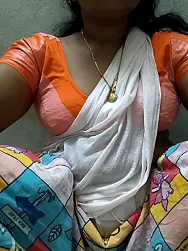 Snapshot of MaaliiiPonuTamil chatting on 20, 5, 2026 MaaliiiPonuTamil online show from 20, 5, 2026