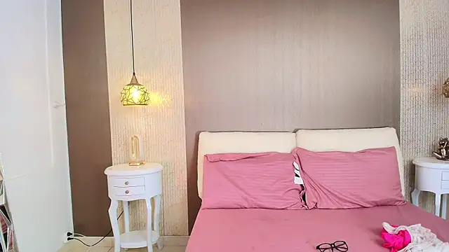 DannaDooll99 online show from 23, 11, 2025