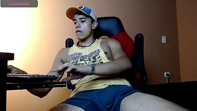 Snapshot of karlgiles_ chatting on 17, 12, 2024 karlgiles online show from 17, 12, 2024