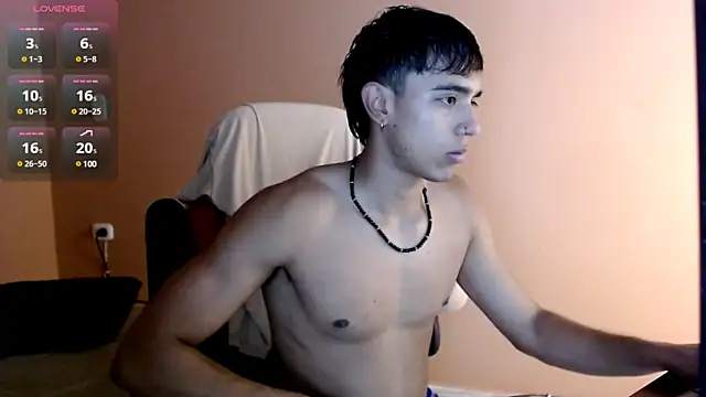 Snapshot of karlgiles_ chatting on 13, 2, 2025 karlgiles online show from 13, 2, 2025