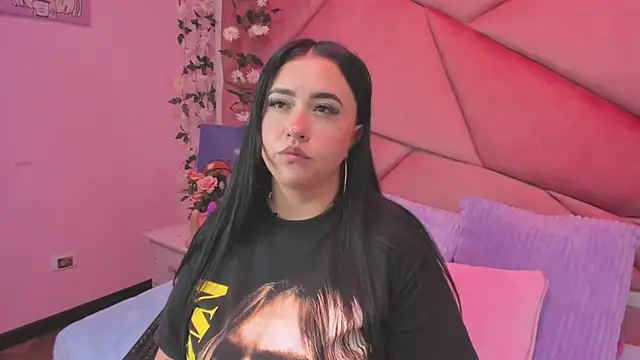 Snapshot of Victoria_Rossy chatting on 26, 9, 2025 Victoria Rossy online show from 26, 9, 2025