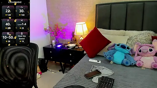 Mariana c1 online show from 4, 2, 2025