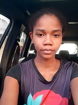 Snapshot of Luciia_cute chatting on 23, 2, 2025 Luciia cute online show from 23, 2, 2025