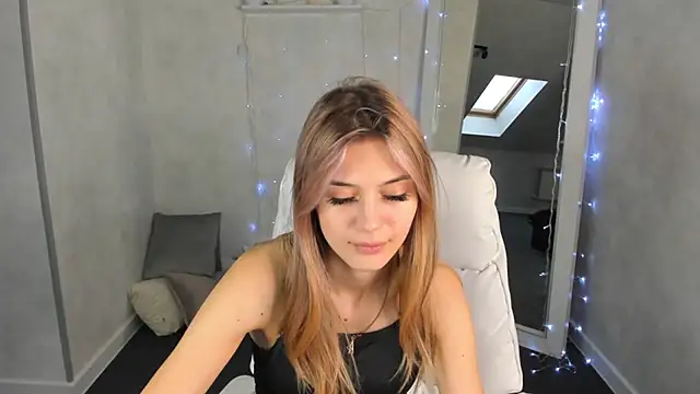 Cherry Price online show from 30, 1, 2025