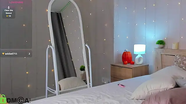 Cherry Price online show from 18, 11, 2025