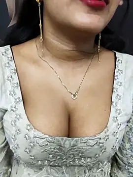 Snapshot of Sania-Love chatting on 5, 3, 2026 Sania-Love online show from 5, 3, 2026