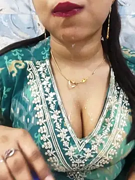Snapshot of Sania-Love chatting on 20, 5, 2026 Sania-Love online show from 20, 5, 2026