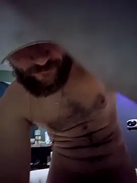 Snapshot of Spunwhiteboy1992 chatting on 6, 1, 2026 Spunwhiteboy1992 online show from 6, 1, 2026