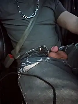 Snapshot of Spunwhiteboy1992 chatting on 25, 2, 2026 Spunwhiteboy1992 online show from 25, 2, 2026