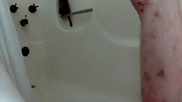 Snapshot of Spunwhiteboy1992 chatting on 11, 3, 2026 Spunwhiteboy1992 online show from 11, 3, 2026