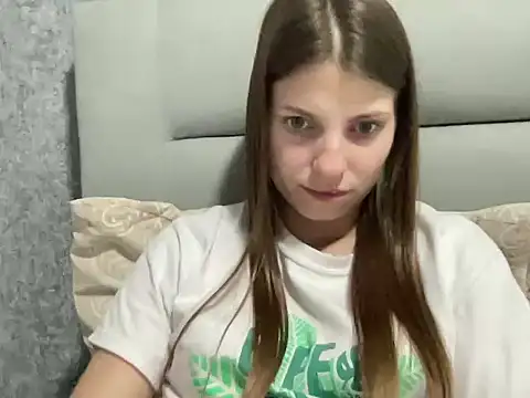 Snapshot of felicity_gold chatting on 22, 5, 2026 felicity gold online show from 22, 5, 2026