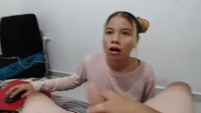 Snapshot of Naomi991 chatting on 25, 2, 2025 Naomi991 online show from 25, 2, 2025