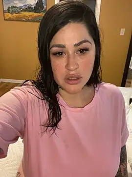 Snapshot of TexasTattooedHouseWife chatting on 24, 2, 2025 TexasTattooedHouseWife online show from 24, 2, 2025