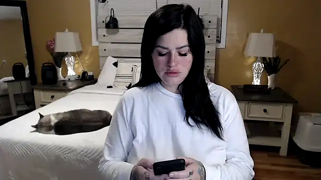 Snapshot of TexasTattooedHouseWife chatting on 25, 2, 2025 TexasTattooedHouseWife online show from 25, 2, 2025