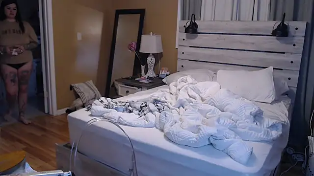 Snapshot of TexasTattooedHouseWife chatting on 19, 3, 2025 TexasTattooedHouseWife online show from 19, 3, 2025