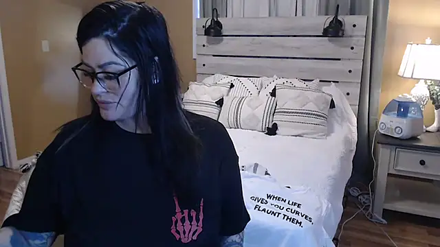 Snapshot of TexasTattooedHouseWife chatting on 20, 3, 2025 TexasTattooedHouseWife online show from 20, 3, 2025