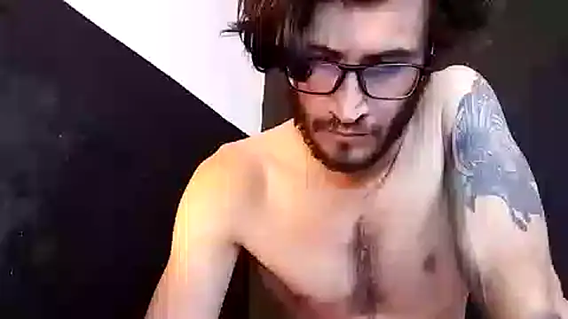 Loggan donnelly online show from 22, 10, 2025