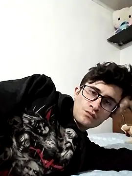 Loggan donnelly online show from 16, 12, 2025