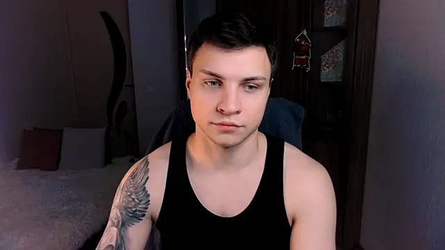 handsome guy01 online show from 16, 12, 2024