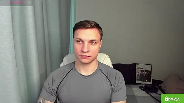 handsome guy01 online show from 10, 4, 2026