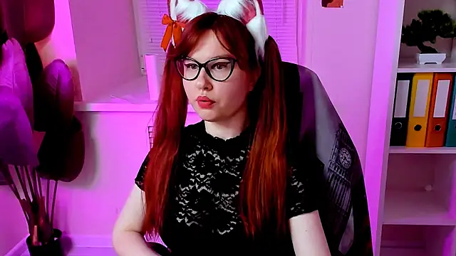 CarolGiggly online show from 1, 12, 2025