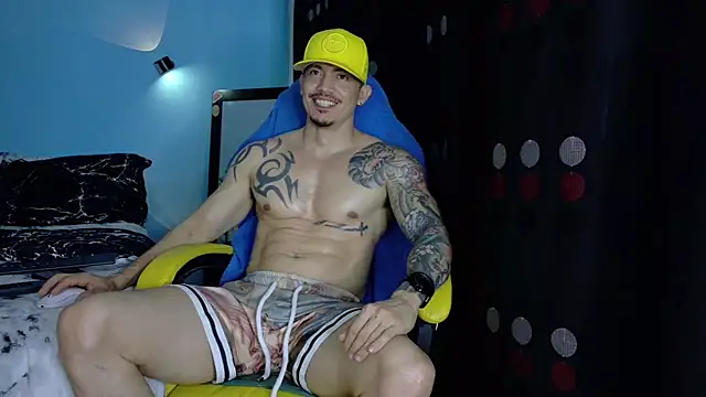 Snapshot of Alex_motta chatting on 15, 5, 2026 Alex motta online show from 15, 5, 2026