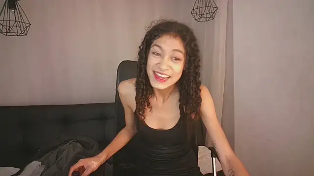 Snapshot of Aurora_ath chatting on 11, 12, 2024 Aurora ath online show from 11, 12, 2024