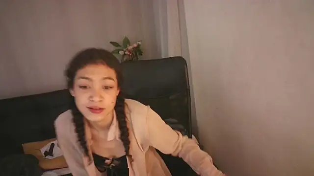 Snapshot of Aurora_ath chatting on 17, 12, 2024 Aurora ath online show from 17, 12, 2024