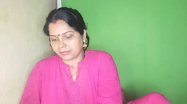 Snapshot of mamoni91 chatting on 13, 2, 2025 mamoni91 online show from 13, 2, 2025