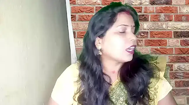 Snapshot of mamoni91 chatting on 17, 2, 2025 mamoni91 online show from 17, 2, 2025