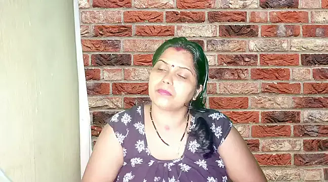 Snapshot of mamoni91 chatting on 18, 2, 2025 mamoni91 online show from 18, 2, 2025