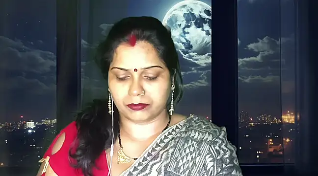 Snapshot of mamoni91 chatting on 6, 3, 2025 mamoni91 online show from 6, 3, 2025