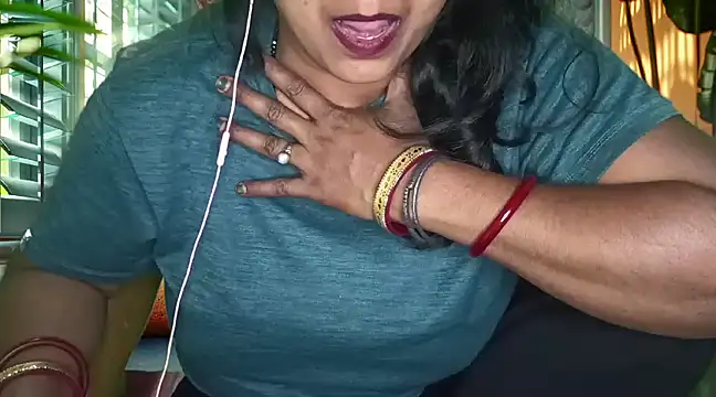 Snapshot of mamoni91 chatting on 21, 3, 2025 mamoni91 online show from 21, 3, 2025