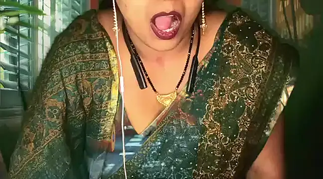 Snapshot of mamoni91 chatting on 22, 3, 2025 mamoni91 online show from 22, 3, 2025