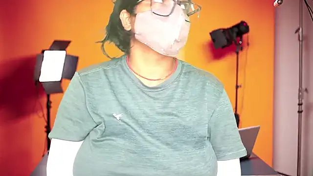 Snapshot of mamoni91 chatting on 12, 9, 2025 mamoni91 online show from 12, 9, 2025