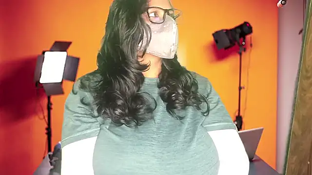 Snapshot of mamoni91 chatting on 28, 9, 2025 mamoni91 online show from 28, 9, 2025