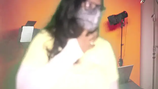 Snapshot of mamoni91 chatting on 30, 9, 2025 mamoni91 online show from 30, 9, 2025