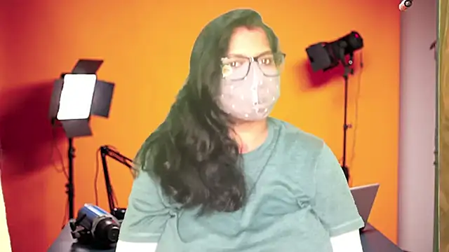 Snapshot of mamoni91 chatting on 3, 10, 2025 mamoni91 online show from 3, 10, 2025