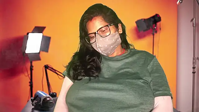 Snapshot of mamoni91 chatting on 25, 10, 2025 mamoni91 online show from 25, 10, 2025