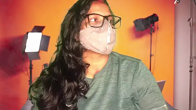 Snapshot of mamoni91 chatting on 5, 11, 2025 mamoni91 online show from 5, 11, 2025