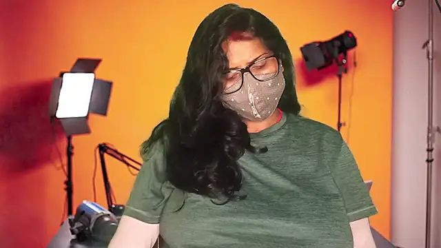 Snapshot of mamoni91 chatting on 7, 11, 2025 mamoni91 online show from 7, 11, 2025