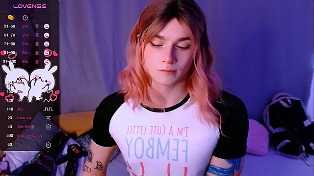 Snapshot of Alice_Hells chatting on 27, 10, 2025 Alice Hells online show from 27, 10, 2025