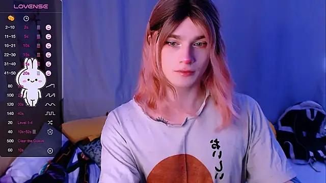 Snapshot of Alice_Hells chatting on 3, 11, 2025 Alice Hells online show from 3, 11, 2025