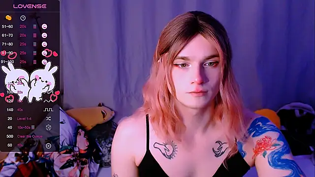 Snapshot of Alice_Hells chatting on 28, 11, 2025 Alice Hells online show from 28, 11, 2025