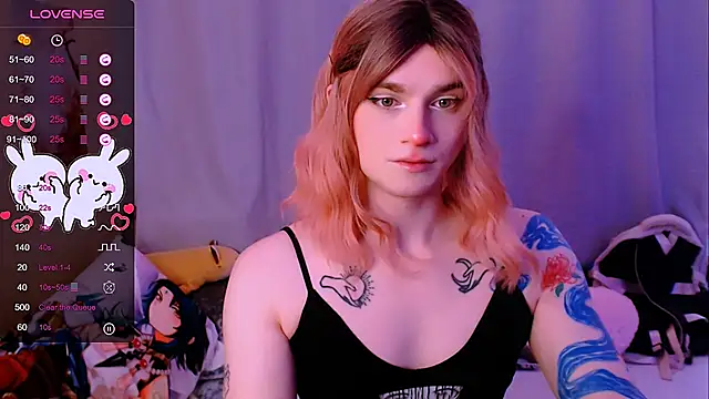 Snapshot of Alice_Hells chatting on 1, 12, 2025 Alice Hells online show from 1, 12, 2025