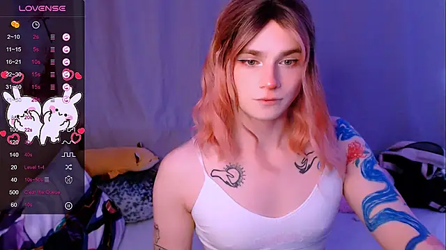 Snapshot of Alice_Hells chatting on 18, 1, 2026 Alice Hells online show from 18, 1, 2026